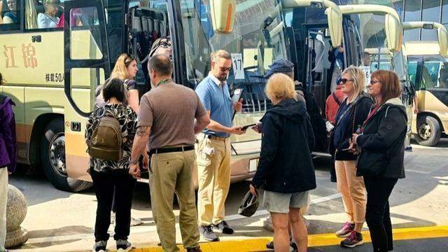  智能邮轮旅游指南：高效解锁上海国际都市魅力 文化旅游