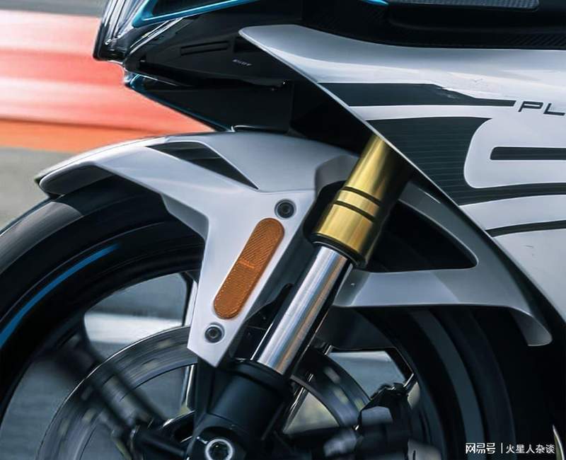  一个摩博会上被嘲笑的品牌，如何站上WSBK冠军领奖台 汽车科技