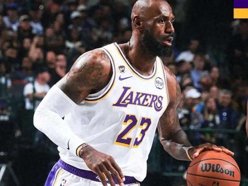  战术拆解：双探花体系如何撕裂猛龙防线——一场关于空间与火力的深度复盘 体育新闻