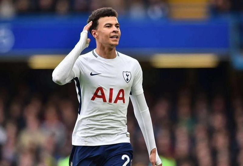  「技术解构」从五百万到一亿的足球人生：阿里陨落背后的战术与心态双重溃败 体育新闻