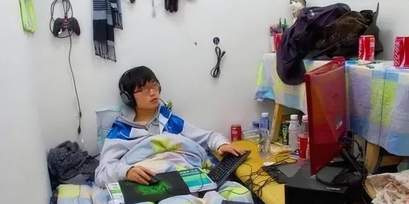  就业寒冬下的“隐性依赖”：1222万毕业生与18.9%失业率的深度剖析 新闻