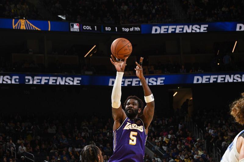 【情感共振】从沉默到爆发:状元秀如何在质疑声中找到自己的NBA位置 体育新闻 【情感共振】从沉默到爆发:状元秀如何在质疑声中找到自己的NBA位置 体育新闻